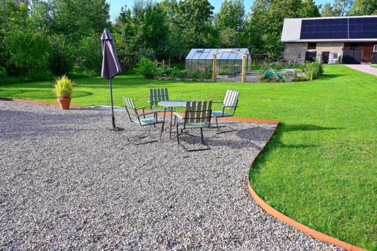 Aménagement paysager à SCHMITTVILLER : conseils pour un jardin unique